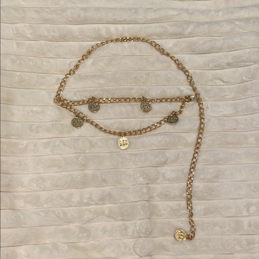 Gold coin chain link belt